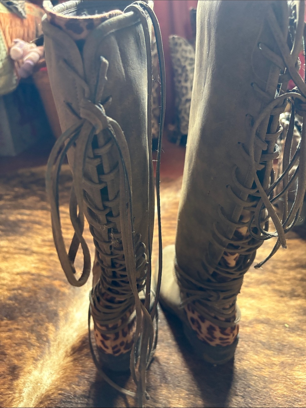 Lace-Up Women's Boots brown with Leopard heel and tongue